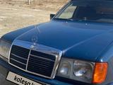 Mercedes-Benz E 230 1991 годаfor1 100 000 тг. в Жанаозен