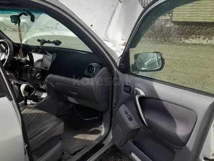 Toyota RAV4 2002 года за 3 500 000 тг. в Караганда – фото 27