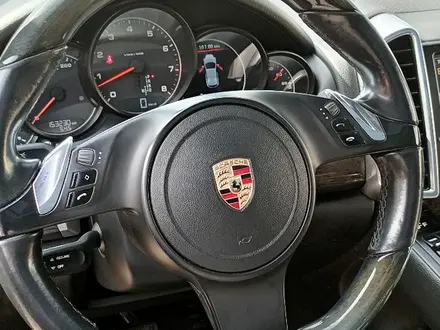 Porsche Cayenne 2011 года за 14 000 000 тг. в Алматы – фото 10