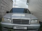 Mercedes-Benz C 180 1995 годаfor1 300 000 тг. в Кокшетау