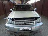 Toyota Highlander 2001 года за 6 600 000 тг. в Алматы – фото 2