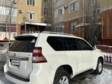 Toyota Land Cruiser Prado 2014 годаfor17 700 000 тг. в Актобе – фото 3