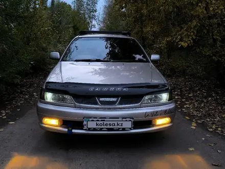 Toyota Carina 2000 года за 3 100 000 тг. в Жезкент – фото 10