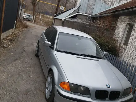 BMW 328 1999 года за 3 300 000 тг. в Алматы