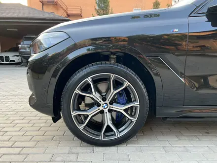 BMW X6 2021 года за 41 500 000 тг. в Караганда – фото 36