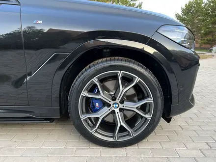 BMW X6 2021 года за 41 500 000 тг. в Караганда – фото 38