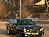 Mercedes-Benz E 55 AMG 1997 года за 3 900 000 тг. в Алматы – фото 2