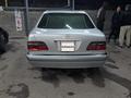 Mercedes-Benz E 320 1998 года за 2 700 000 тг. в Шымкент – фото 8