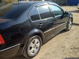 Volkswagen Jetta 2004 годаүшін2 000 000 тг. в Жанаозен – фото 4