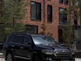 Toyota Land Cruiser 2018 года за 31 000 000 тг. в Алматы – фото 2