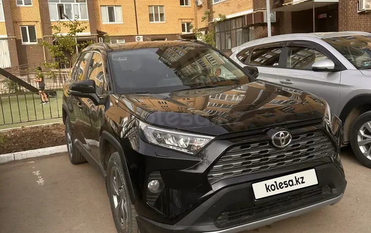 Toyota RAV4 2019 годаүшін14 500 000 тг. в Уральск