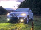 Volkswagen Touareg 2006 года за 5 600 000 тг. в Алматы – фото 3