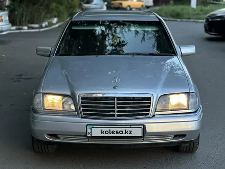 Mercedes-Benz C 280 1995 года за 2 500 000 тг. в Караганда – фото 3