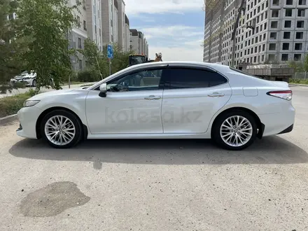 Toyota Camry 2020 года за 15 700 000 тг. в Астана – фото 6