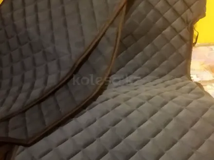 Чехлы велюр, комплект на машину передние и задние сиденья, кожаный салон. за 60 000 тг. в Алматы
