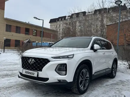 Hyundai Santa Fe 2019 года за 13 500 000 тг. в Астана – фото 3