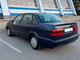 Volkswagen Passat 1995 года за 820 000 тг. в Костанай – фото 2