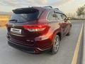 Toyota Highlander 2018 года за 17 990 000 тг. в Алматы – фото 2