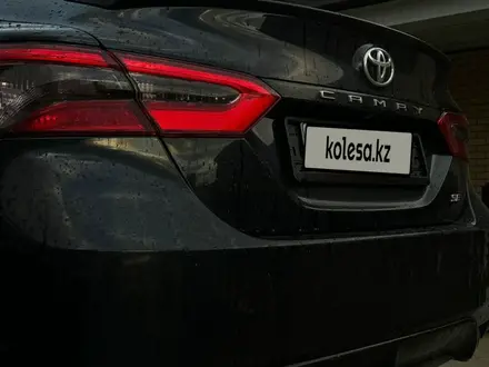 Toyota Camry 2019 года за 8 000 000 тг. в Актобе – фото 10