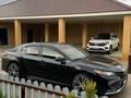 Toyota Camry 2019 года за 8 000 000 тг. в Актобе – фото 4