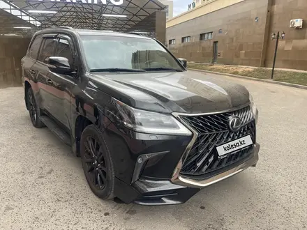 Lexus LX 570 2019 года за 48 500 000 тг. в Астана – фото 2