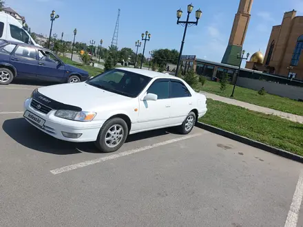 Toyota Camry 1998 года за 3 300 000 тг. в Семей – фото 11