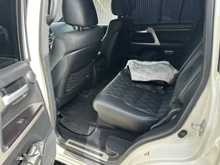 Toyota Land Cruiser 2017 года за 36 500 000 тг. в Алматы – фото 7