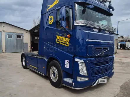 Volvo  FH 2018 года за 38 600 000 тг. в Астана
