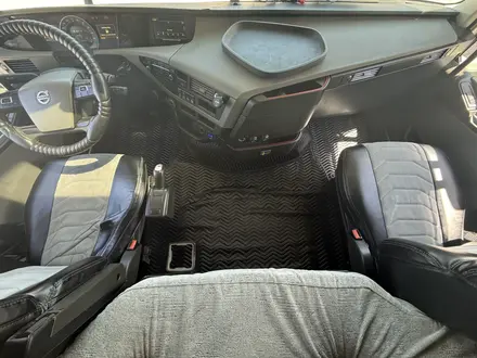 Volvo  FH 2018 года за 40 000 000 тг. в Алматы – фото 15