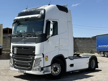 Volvo  FH 2018 года за 40 000 000 тг. в Алматы – фото 3