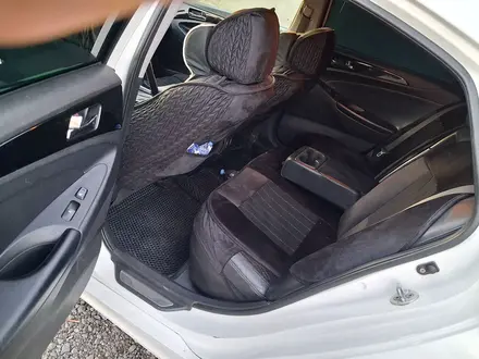 Hyundai Sonata 2011 года за 5 769 999 тг. в Астана – фото 14