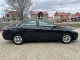 Toyota Camry 2016 года за 6 500 000 тг. в Уральск – фото 4