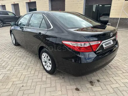 Toyota Camry 2016 года за 6 500 000 тг. в Уральск – фото 7