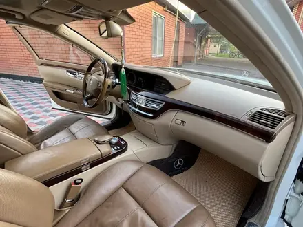 Mercedes-Benz S 550 2006 года за 7 300 000 тг. в Алматы – фото 48