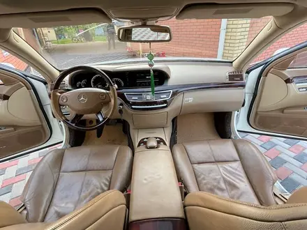 Mercedes-Benz S 550 2006 года за 7 300 000 тг. в Алматы – фото 49