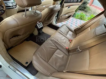 Mercedes-Benz S 550 2006 года за 7 300 000 тг. в Алматы – фото 56