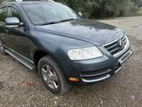Volkswagen Touareg 2007 года за 6 600 000 тг. в Жаркент