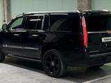 Cadillac Escalade 2016 года за 27 500 000 тг. в Шымкент – фото 3