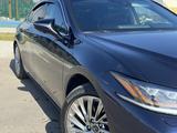 Lexus ES 350 2020 года за 22 000 000 тг. в Астана – фото 2