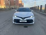 Toyota Camry 2018 года за 13 200 000 тг. в Экибастуз