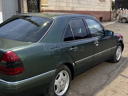 Mercedes-Benz C 200 1994 года за 1 600 000 тг. в Жезказган – фото 4