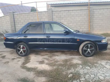 Mitsubishi Lancer 1995 года за 990 000 тг. в Алматы – фото 2