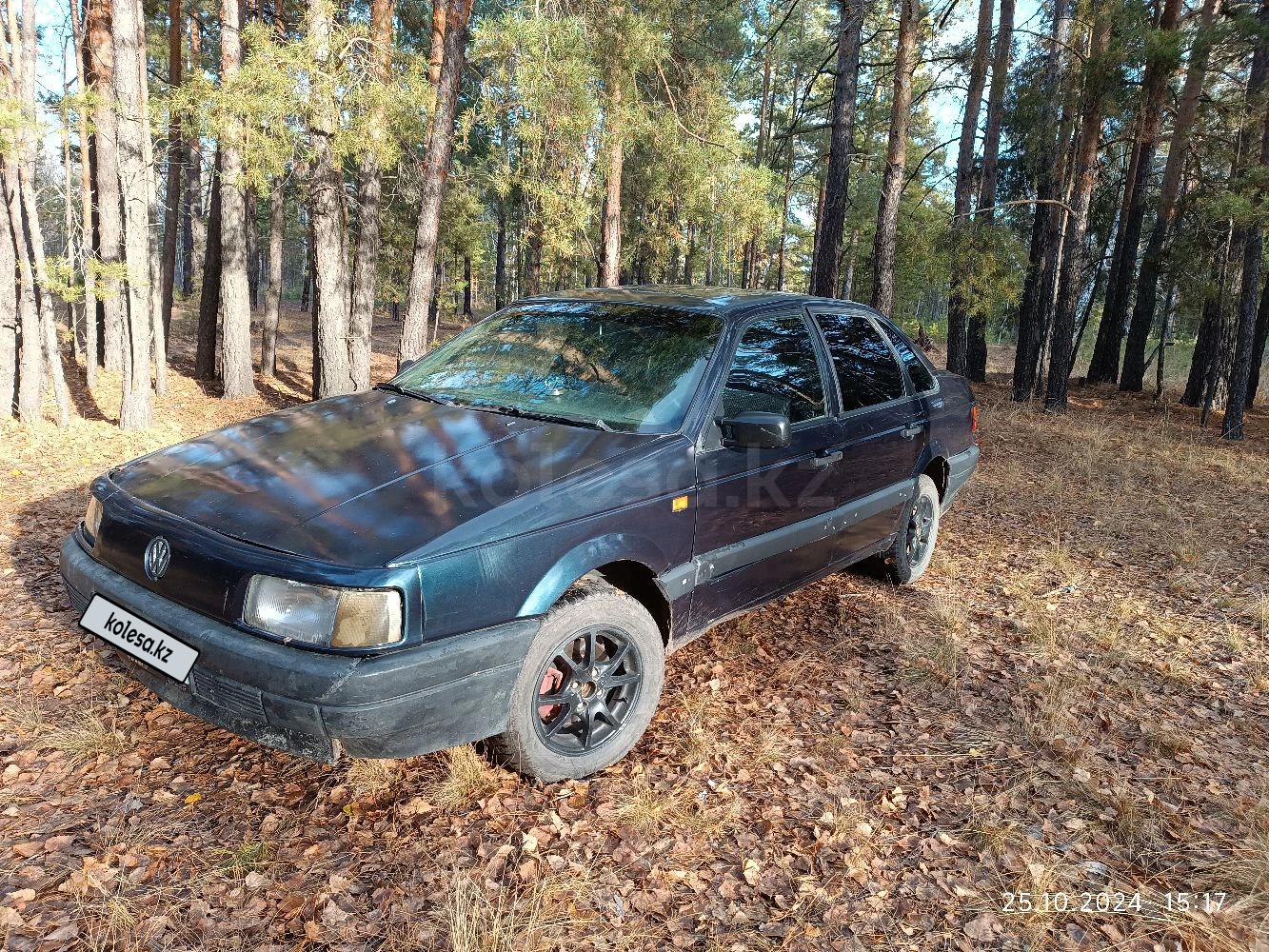 Volkswagen Passat 1992 г.