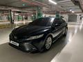 Toyota Camry 2018 года за 13 700 000 тг. в Тараз