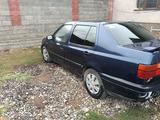 Volkswagen Vento 1992 года за 700 000 тг. в Шымкент – фото 4