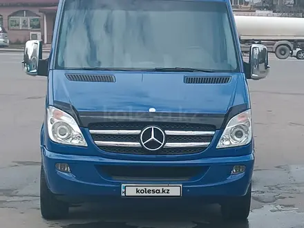 Mercedes-Benz Sprinter 2008 года за 16 500 000 тг. в Алматы – фото 3