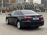 Toyota Camry 2015 года за 11 500 000 тг. в Астана – фото 3