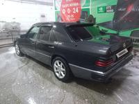 Mercedes-Benz E 200 1991 годаүшін1 500 000 тг. в Караганда