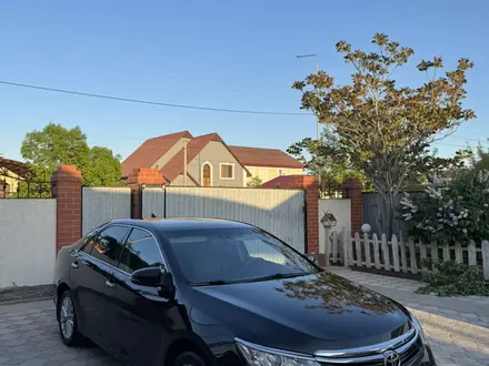 Toyota Camry 2015 года за 11 000 000 тг. в Атырау – фото 5