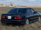 Mercedes-Benz E 200 1997 года за 2 400 000 тг. в Караганда – фото 5